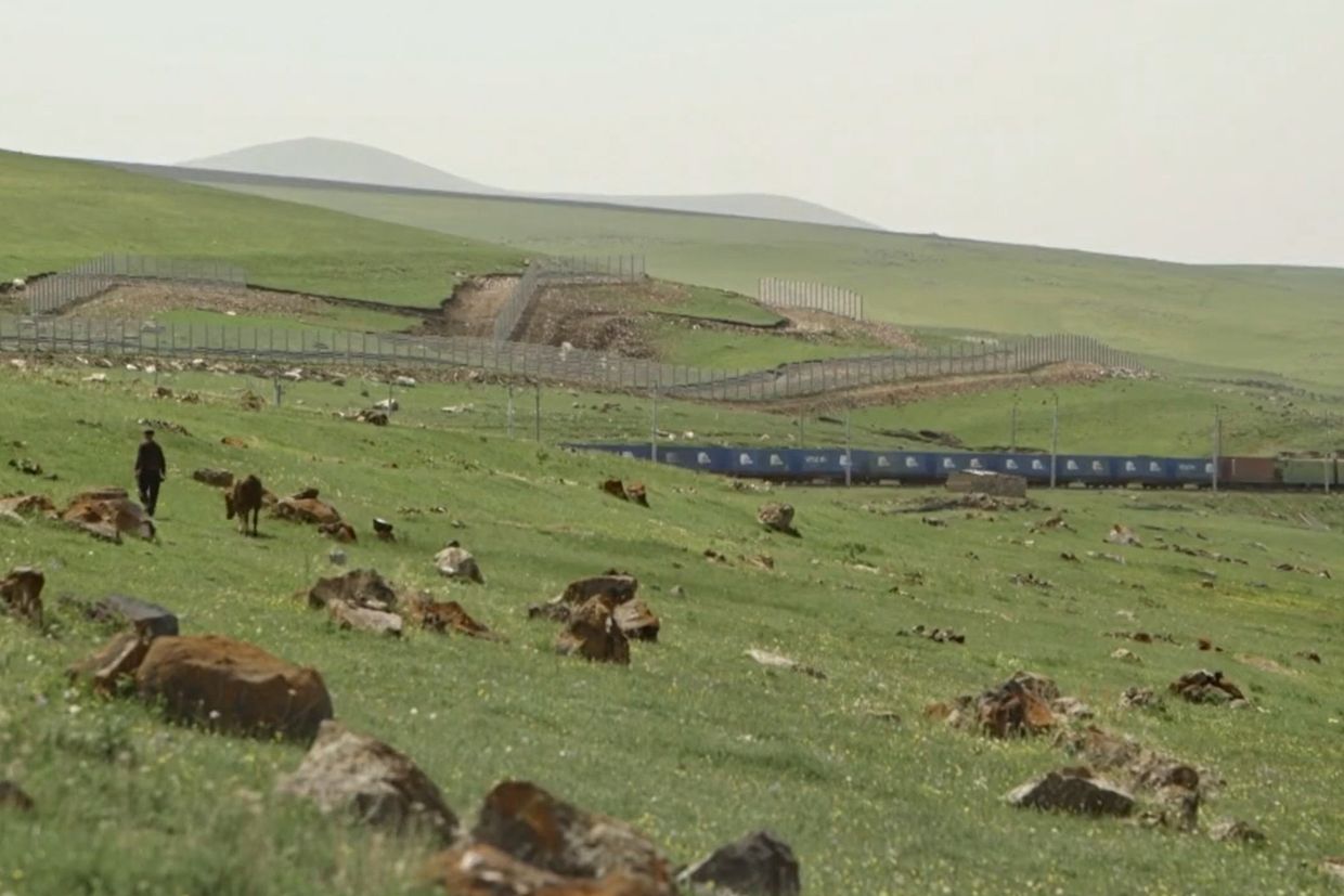 Review | A State in a State — sabotage and comradeship on the South Caucasus railway