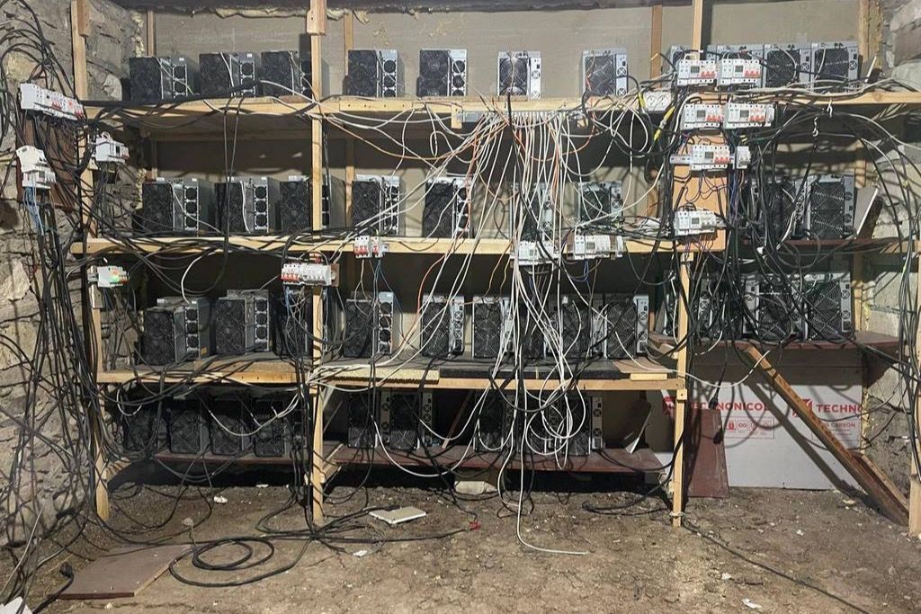 Three cryptocurrency mining farms discovered in a Daghestani village