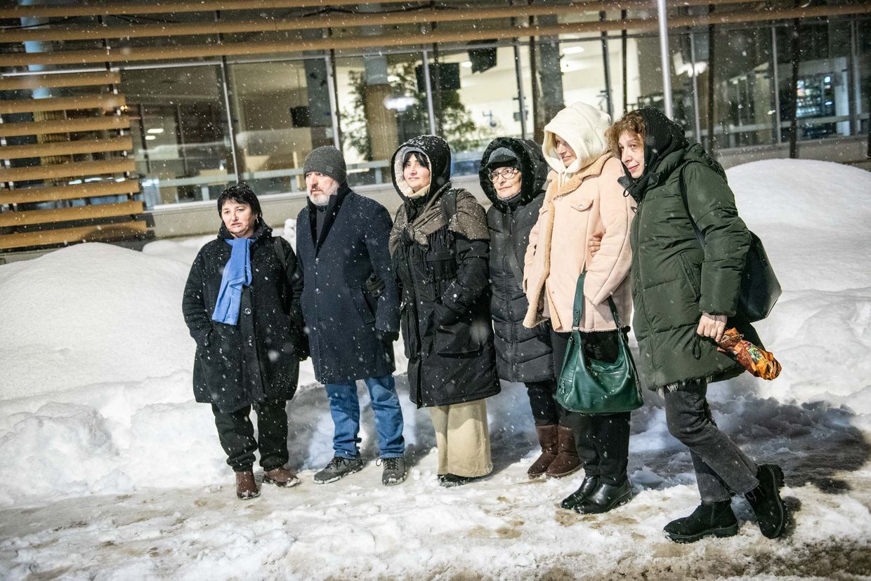 Georgia’s Epiphany pardon fiasco leaves families freezing outside prisons in vain