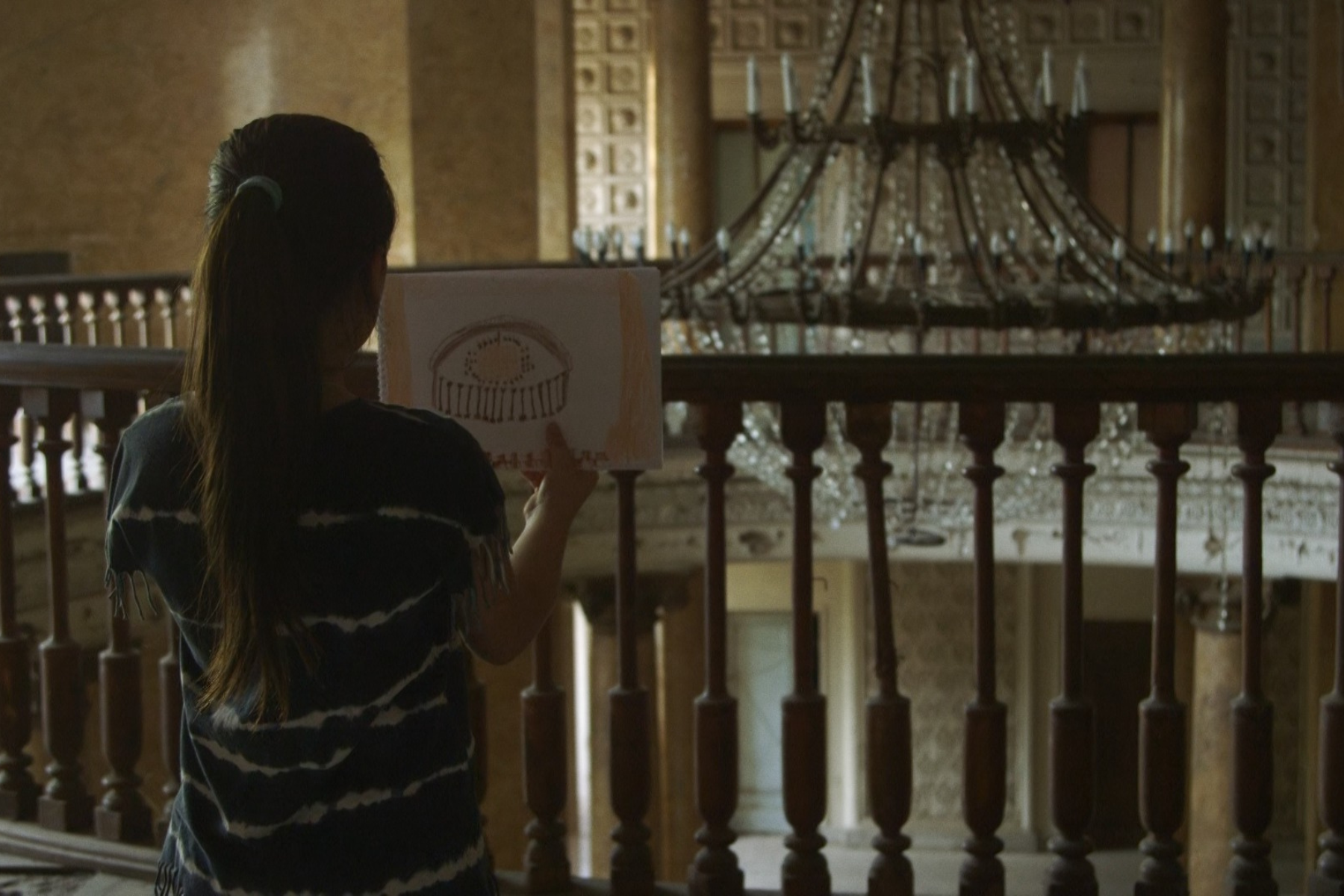 Review | Hotel Metalurg — illustrating the loss that never fades