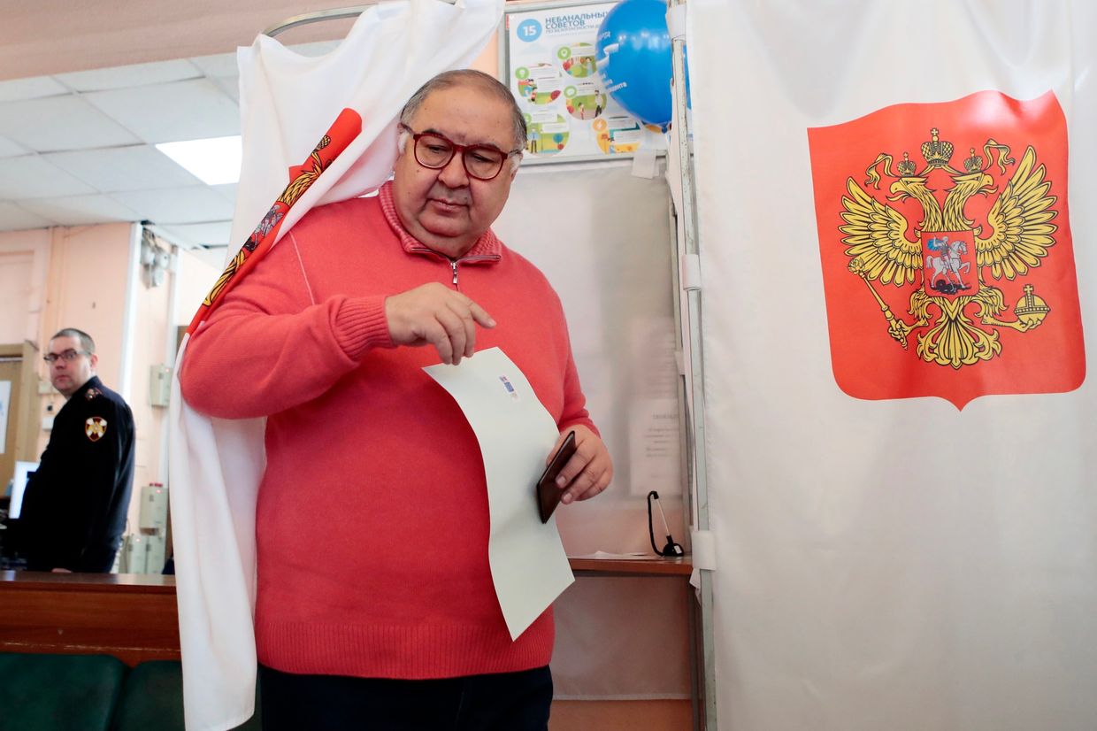 Azerbaijan pardons French citizen Martin Ryan amid sanctions deal involving Alisher Usmanov