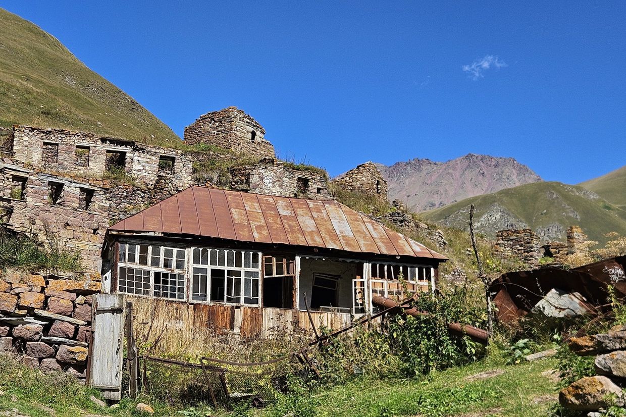 The Truso Valley — Ancestral graves and contested claims