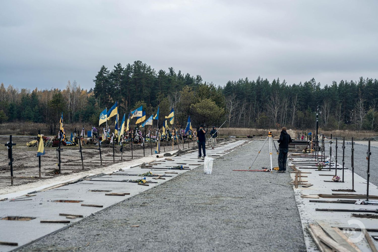будівництво військового кладовища у полтаві