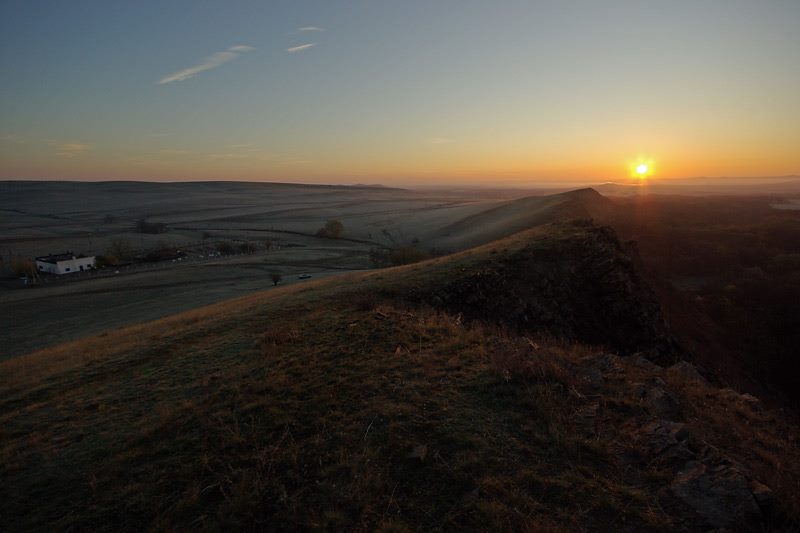 Королевские скалы, Свердловский район, Луганская область, Украина. Фото Дениса Дымова